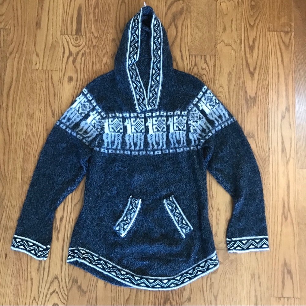 Alpaca Wool Sweater with Hood from Peru